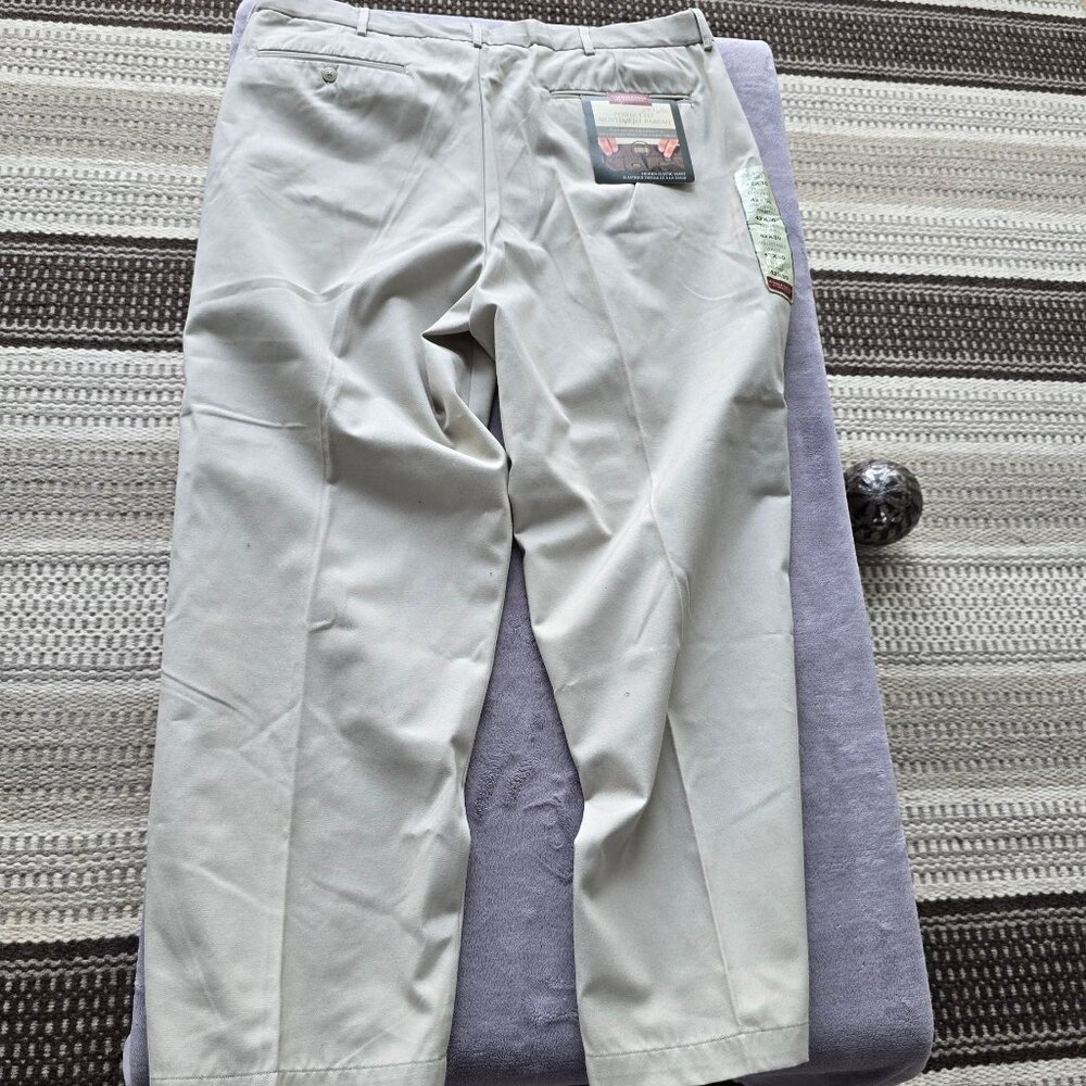 NWT Wrangler pants men white  42/30 - Picture 4 of 5